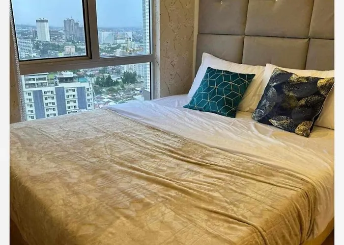 Fancy Flat At Avida Towers 3*